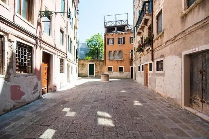 Ca' Vecchio Pozzo Apartment Venice Italy